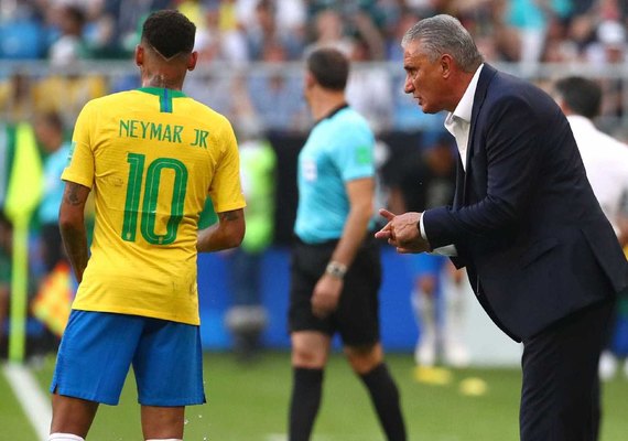 Tite faz mistério e não revela time pela 1ª vez no comando da seleção