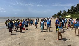 Bloquinho Bandeira Azul arrasta foliões com ação educativa na praia do Patacho