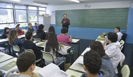 Governo federal atualiza piso do magistério com novo reajuste salarial