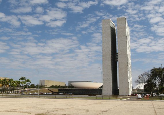 Veja quanto cada deputado federal de AL já gastou da CEAP em 2026