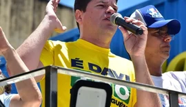 Davi aponta Arthur Lira como chefe do “sistema” e diz que não será comprado