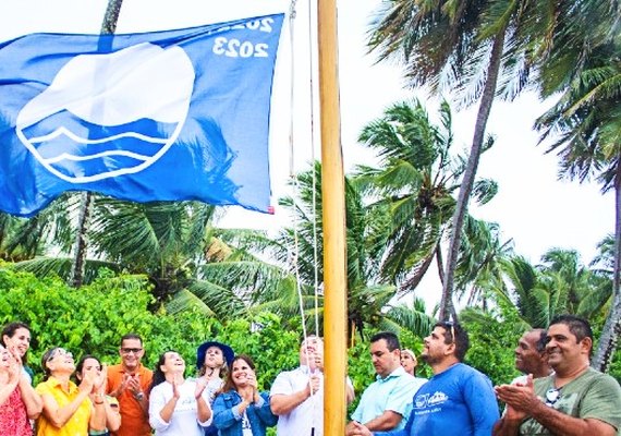 Bandeira Azul será hasteada na Praia do Patacho na próxima quinta (30)