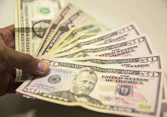 Dólar recua 0,54%, e é vendido a R$ 5,18