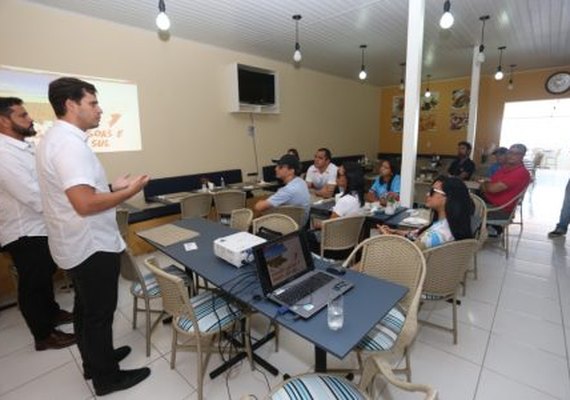 Prefeitura  apresenta potencialidades turísticas para guias