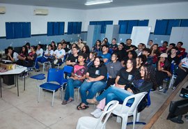 Estudantes da rede estadual intensificam preparação para o Enem com simulado neste sábado (24)