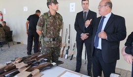 Corregedoria entrega 200 armas e quase 3 mil munições ao Exército