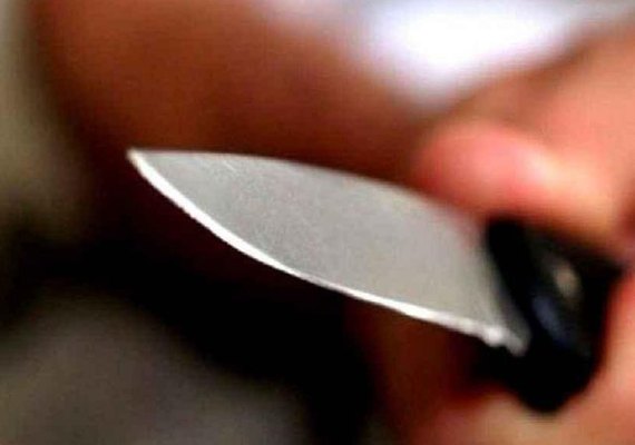 Mulher esfaqueia companheiro na tentativa de se livrar de agressão