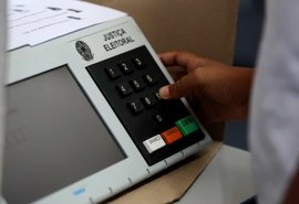 Adiamento das eleições municipais para novembro é aprovado na Câmara