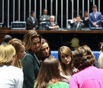 Novo relatório do Código Eleitoral reserva 20% dos legislativos para mulheres