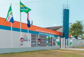 Inaugurada creche esperada há mais de dez anos por moradores do Vergel do Lago