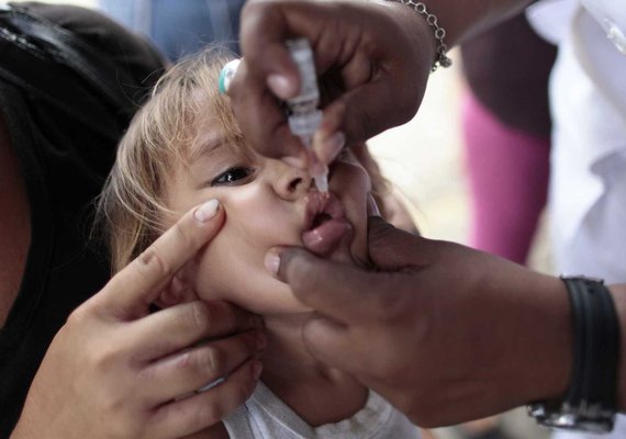 MPF cobra 312 cidades sobre risco de retorno da pólio