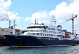 Navio de cruzeiro retira passageiros doentes após surto de hantavírus