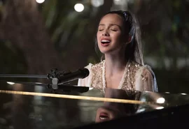 Olivia Rodrigo irá à Casa Branca ajudar em campanha de vacinação