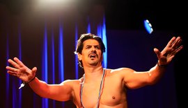 Peça 'BOY' anuncia curta temporada no palco do Teatro West Plaza em São Paulo