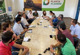 Diretores da Unicafes-AL participam de reunião de retomada da Câmara Setorial da Mandioca