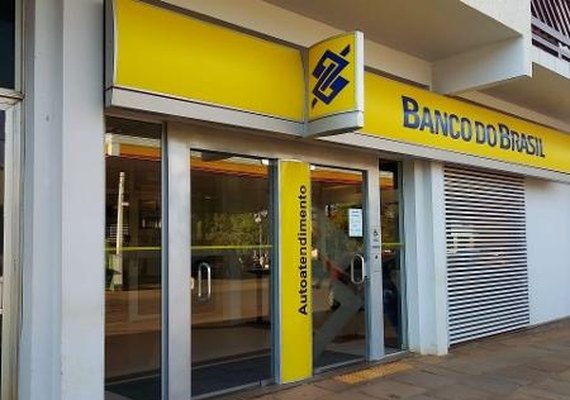 Inscrições para concurso do Banco do Brasil com 6 mil vagas terminam nesta sexta-feira (24)