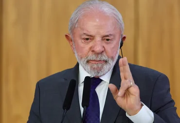 Lula condiciona entrada de assessor de Trump no Brasil à liberação de visto