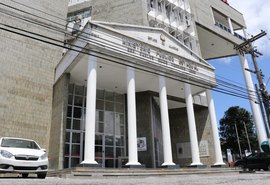 MPE investiga irregularidades da gestão Rui Palmeira