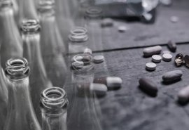 Estudo da Ufal aponta que pandemia elevou mortes por álcool e drogas