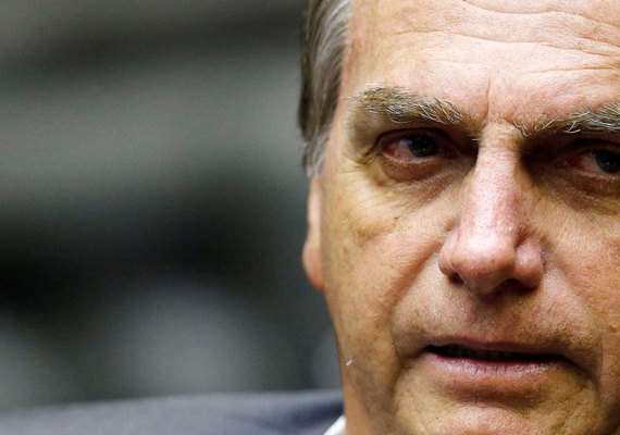 Bolsonaro culpa negros por escravidão e propõe redução de cotas