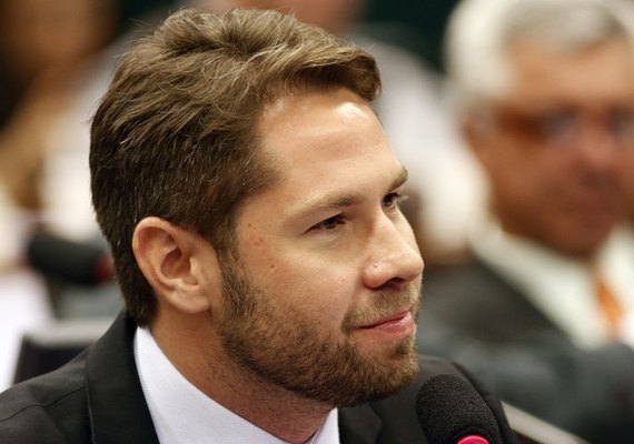 Pedro Vilela assume mandato na Câmara dos Deputados