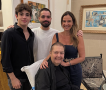 João Silva comemora aniversário de 22 anos ao lado da família e compartilha foto com Faustão