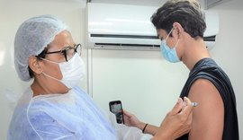 Alagoas vacinou mais de 50% dos adolescentes com a primeira dose da vacina