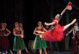 Bailarina brasileira é indicada para 'Oscar' do balé na Rússia