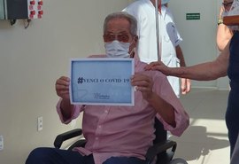 Arivaldo Maia recebe alta hospitalar após mais de um mês internado