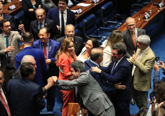 Cesta básica, combustível, serviços; veja o que muda com reforma tributária