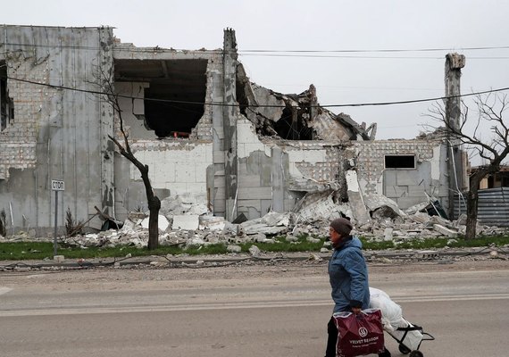 Putin declara vitória em Mariupol, mas desiste de invadir siderúrgica