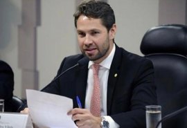 Pedro Vilela anuncia que AL receberá maior lote de vacinas nesta semana