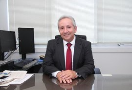 Presidente eleito do TRT de Alagoas está com coronavírus