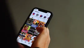 Redes sociais causam polarização e isolamento político em jovens