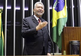 Paulão diz confiar na Justiça e nega crime antes de sessão no TRE que pode afetar seu mandato