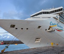 Primeiro navio da temporada 25/26 de cruzeiros atraca em Alagoas