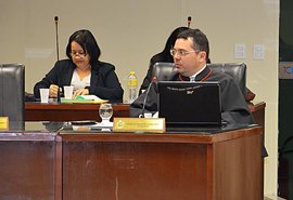 TCE/AL alerta governo de Alagoas por despesa com pessoal acima do limite