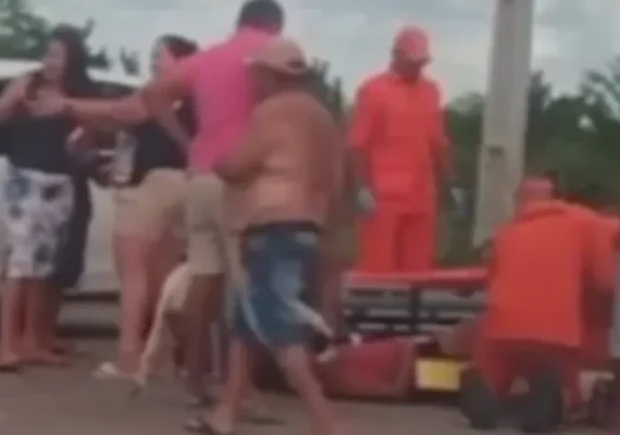 Mãe e filha são atropeladas por carreta em rodovia no Sertão