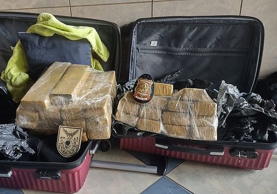 PF prende mulher com 22kg de maconha no Aeroporto Zumbi dos Palmares