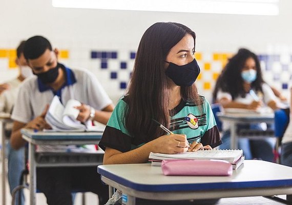 Governo de Alagoas divulga resultado final nas provas objetivas do concurso da Educação