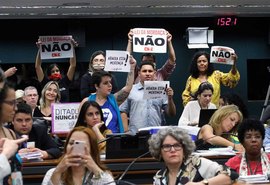 Projeto do Escola sem Partido pode ser votado nesta tarde