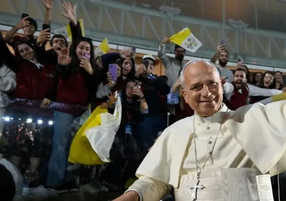 Papa Leão XIV avalia convite para integrar Conselho da Paz em Gaza