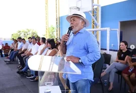 Renan Filho fecha com Zé Pacheco e os Pereira até sexta-feira