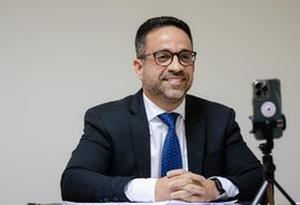 Governador Paulo Dantas garante reajuste de 15% no piso dos professores