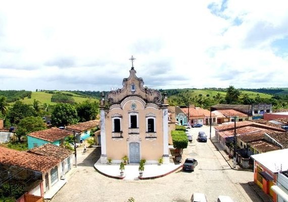 Santa Luzia do norte continua na frente em Alagoas vacinando pessoas com menor idade