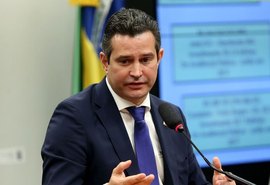 Filiação de Bolsonaro ao PL pode tirar Maurício Quintela do partido em Alagoas