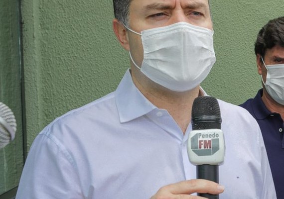 Governador confirma concurso para a saúde em 2021