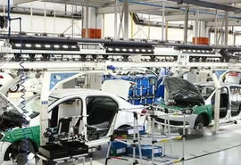 Indústria nacional avança 0,9% em fevereiro