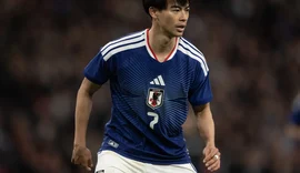 Astro do Japão atropela ciclista após avançar sinal em Tóquio