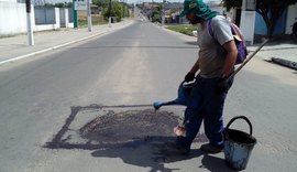 Prefeitura continua com operação tapa-buracos